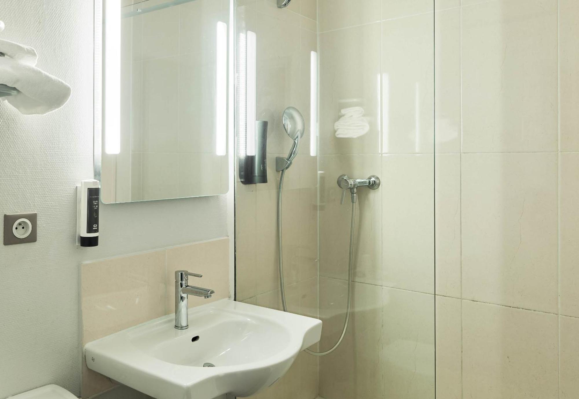 B&B Hotel Brétigny-sur-Orge Kültér fotó
