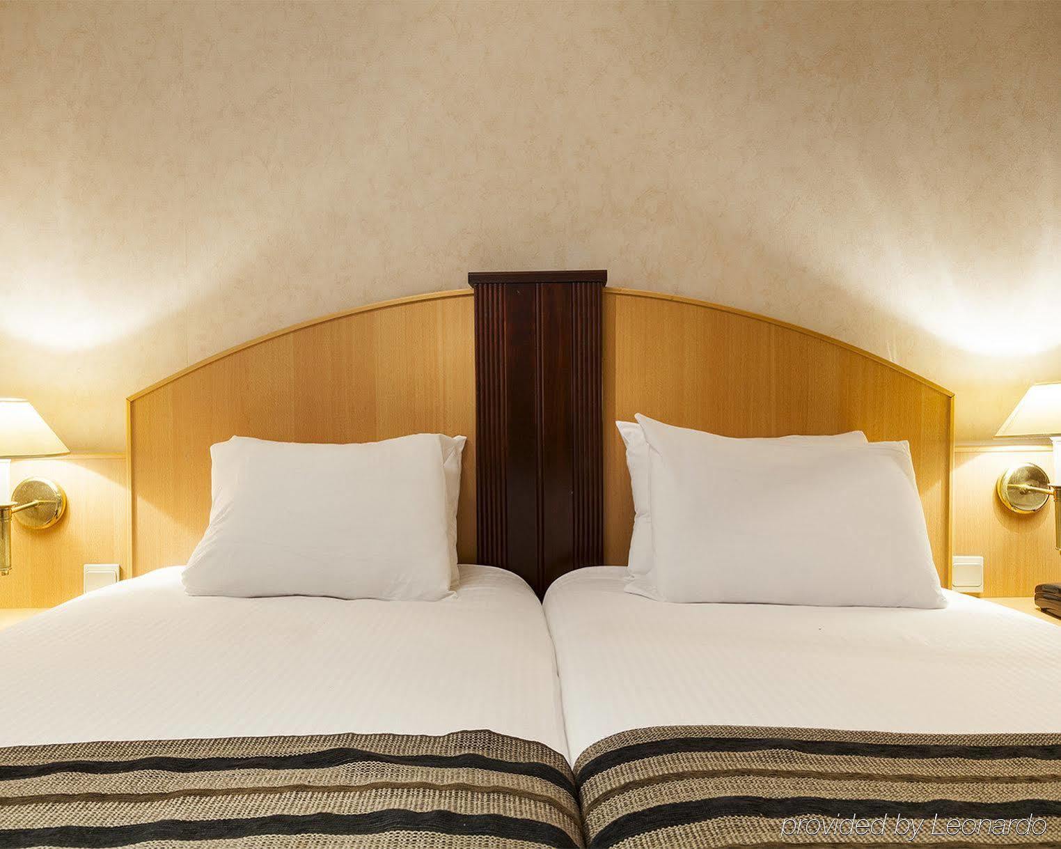 B&B Hotel Brétigny-sur-Orge Kültér fotó
