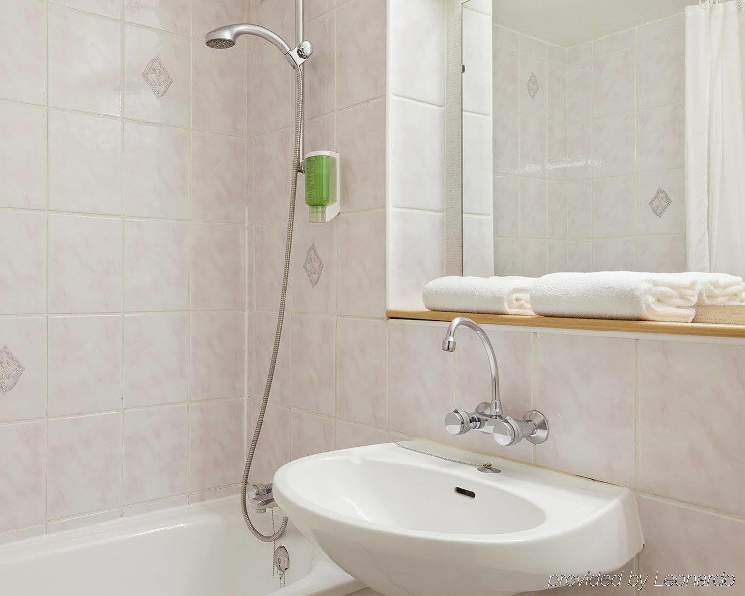 B&B Hotel Brétigny-sur-Orge Kültér fotó