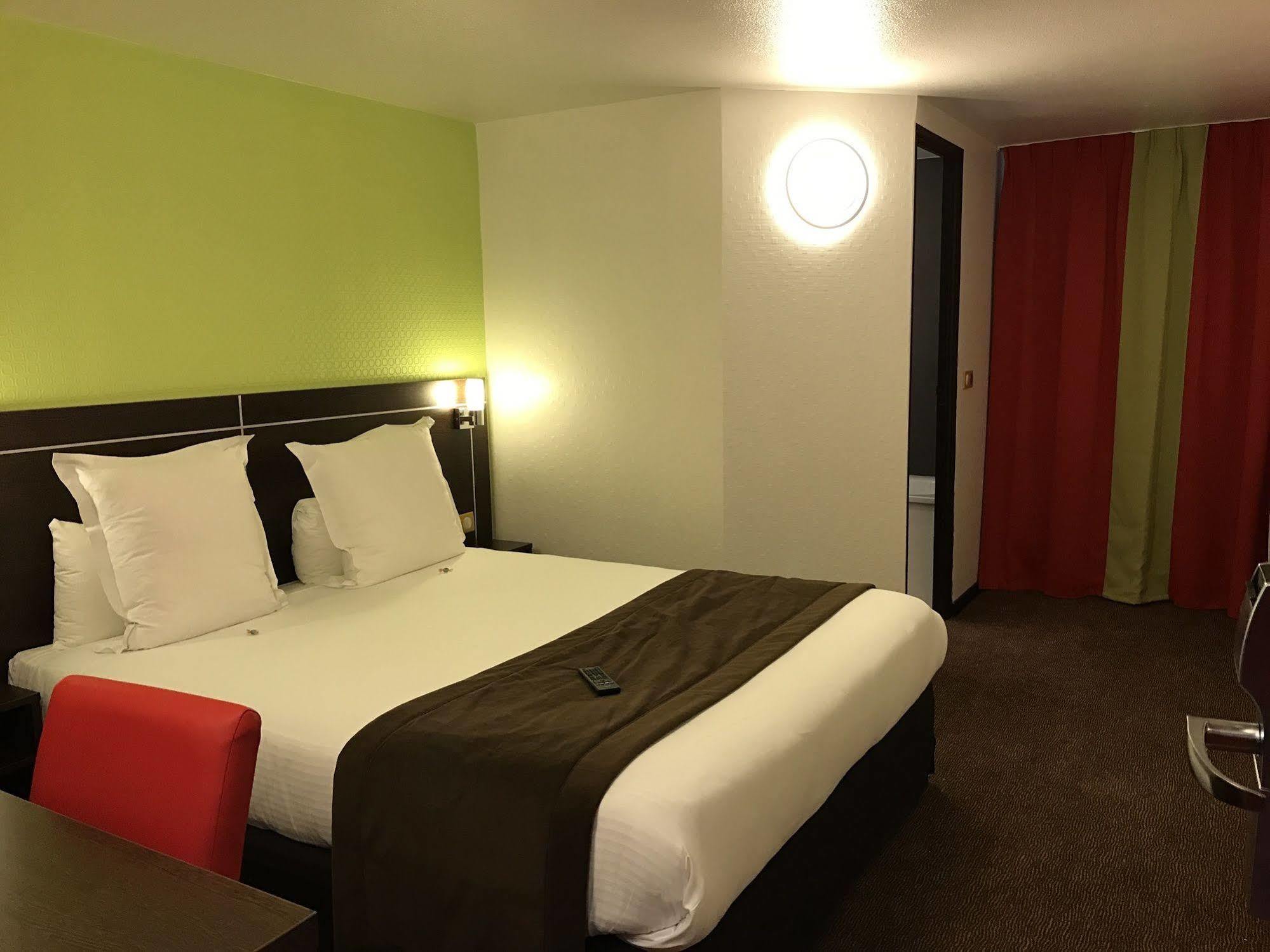 B&B Hotel Brétigny-sur-Orge Kültér fotó