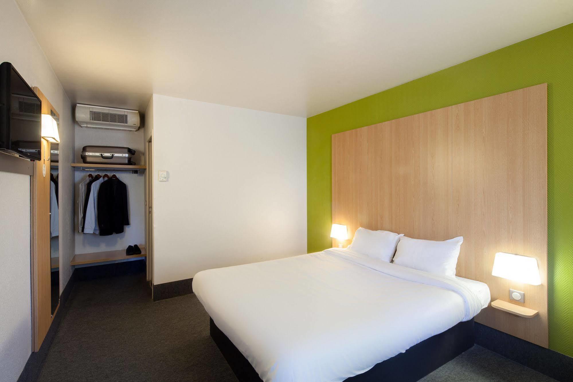 B&B Hotel Brétigny-sur-Orge Kültér fotó
